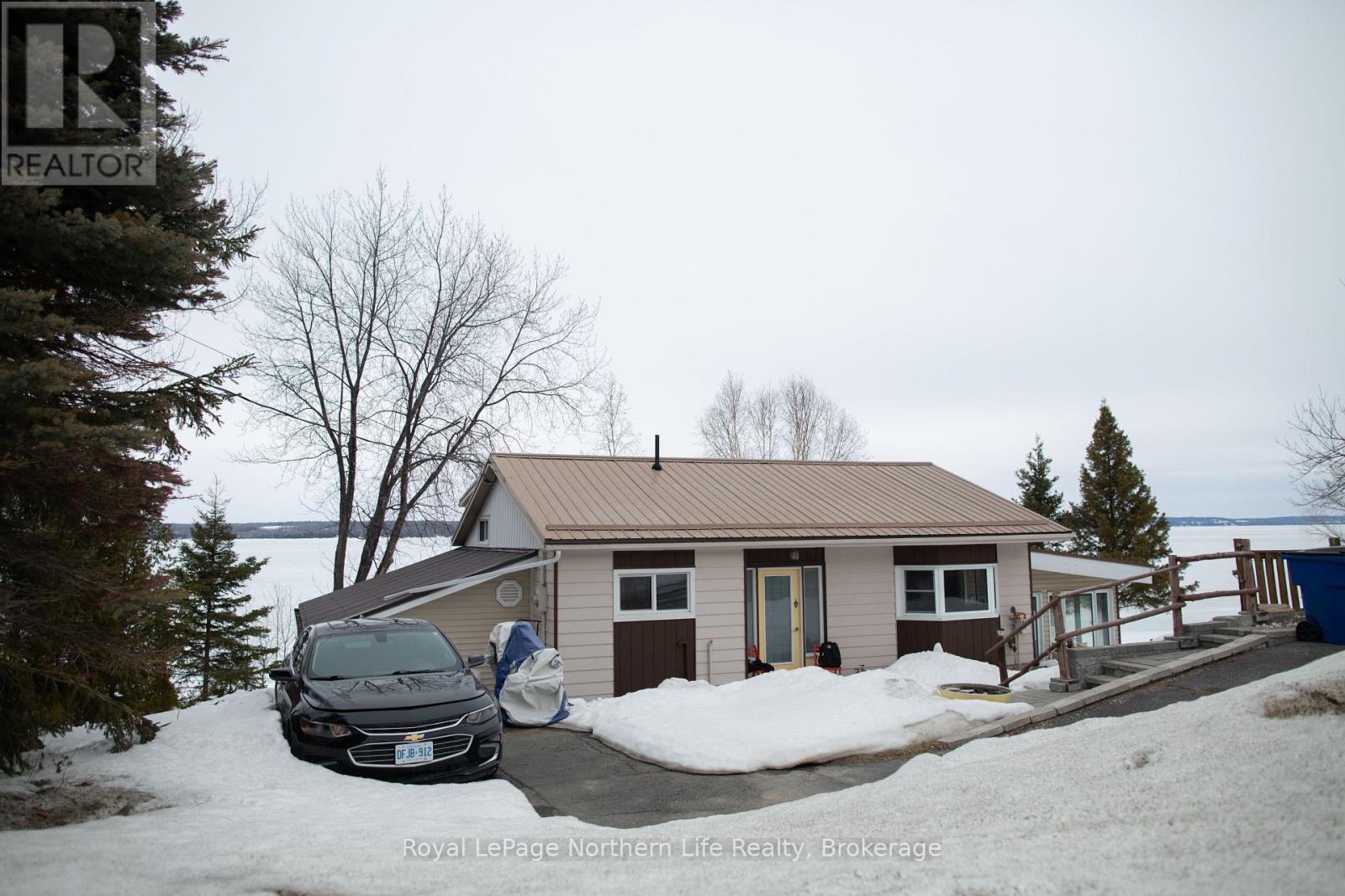 1017 Lakeshore Road, Temiskaming Shores, Ontario  P0J 1K0 - Photo 2 - T13012476