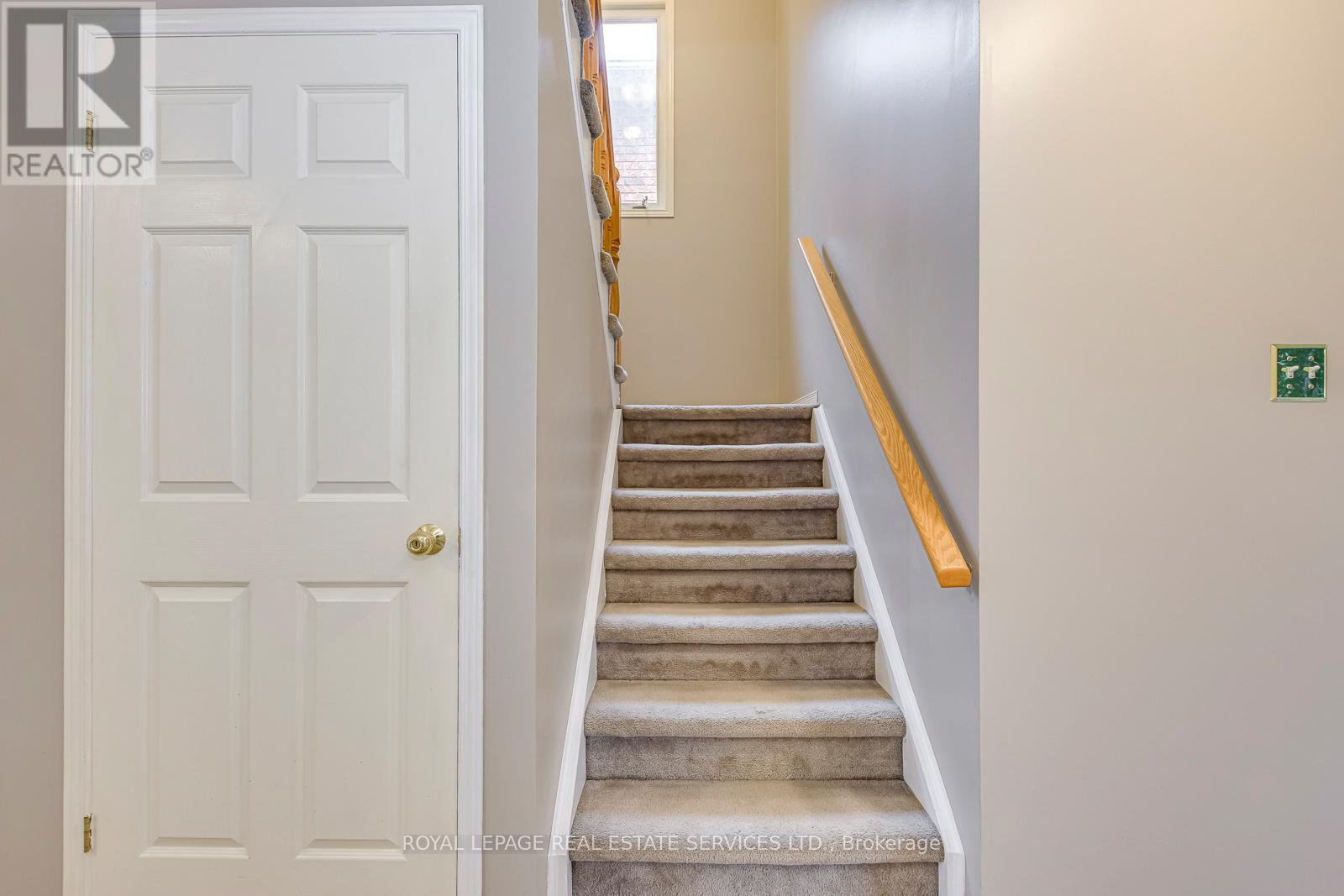 2114 Springdale Road, Oakville, Ontario  L6M 4C6 - Photo 11 - W13064898