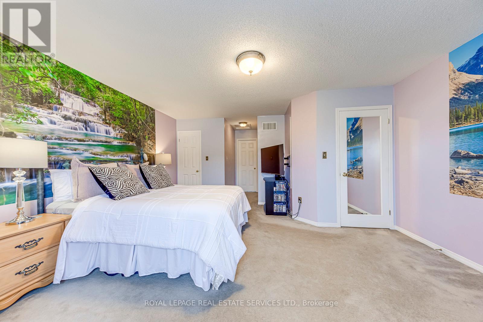 2114 Springdale Road, Oakville, Ontario  L6M 4C6 - Photo 15 - W13064898
