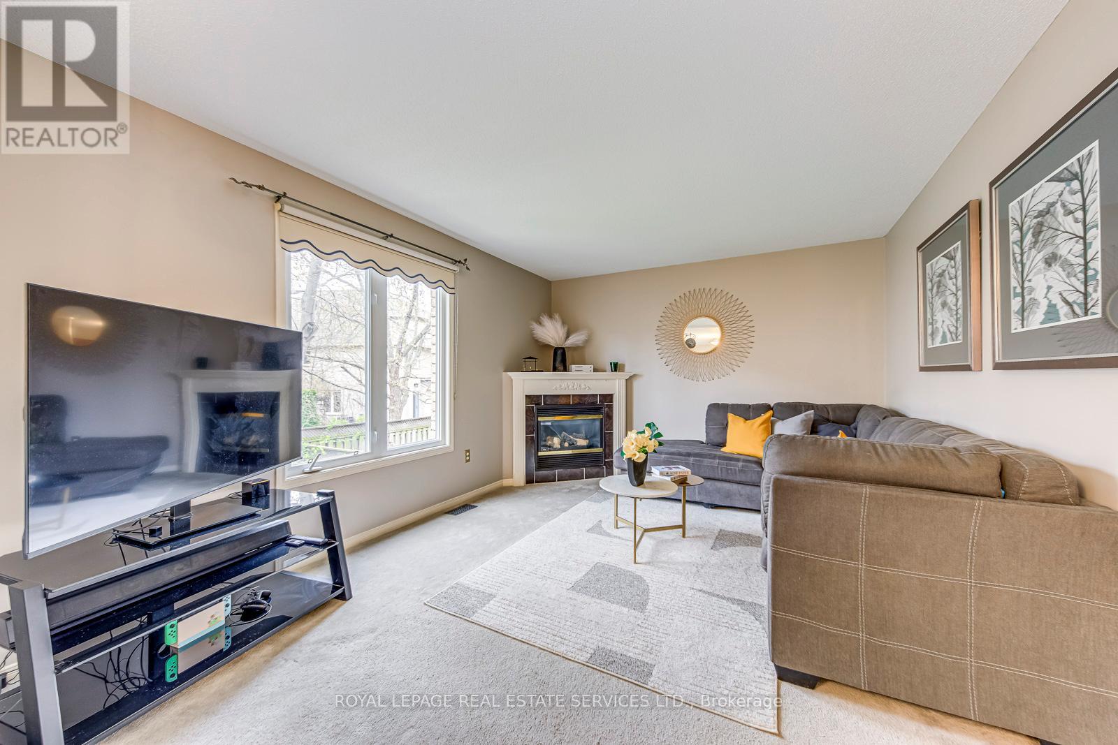 2114 Springdale Road, Oakville, Ontario  L6M 4C6 - Photo 6 - W13064898