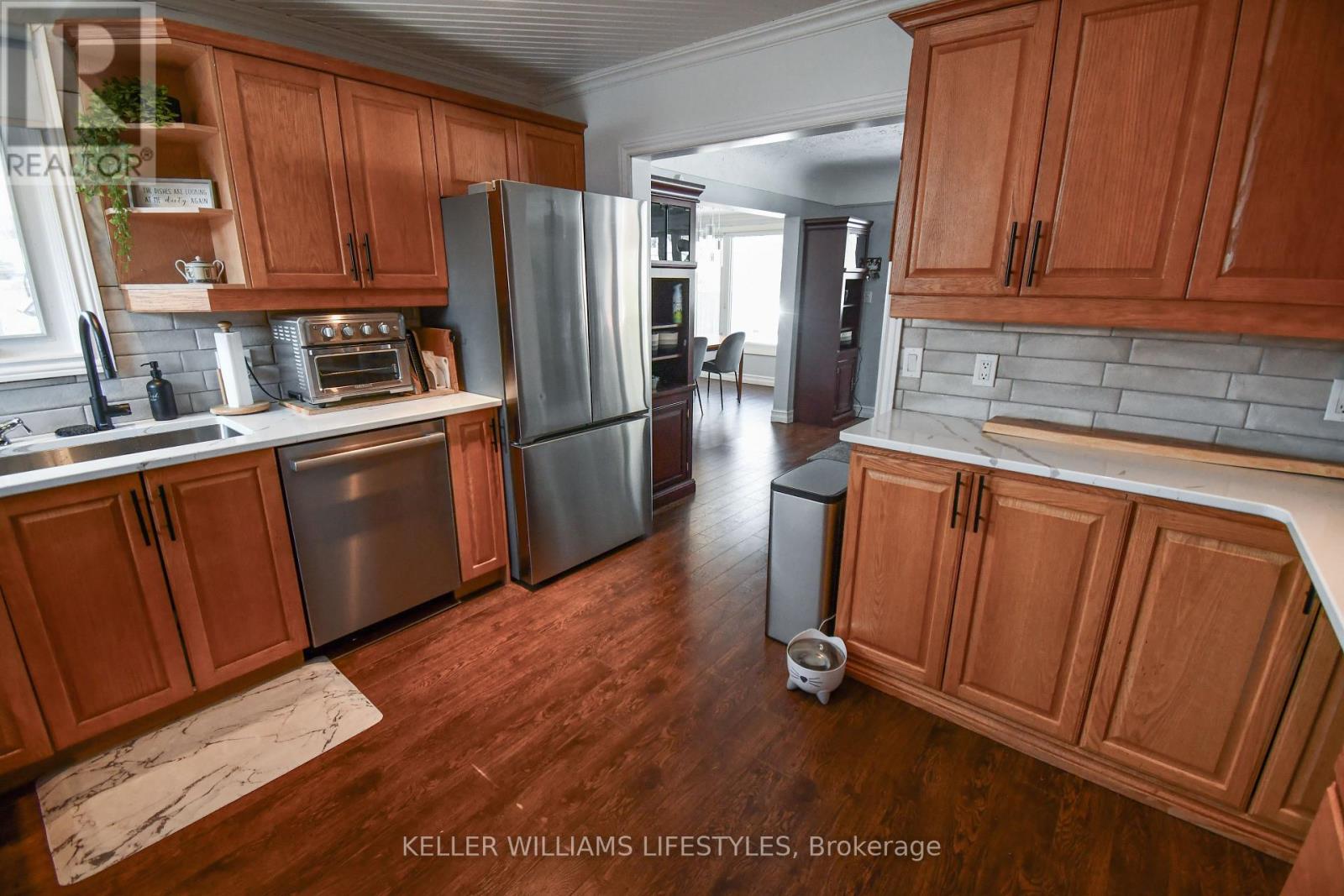 345 Glenrose Drive, London South, Ontario  N6K 2A9 - Photo 19 - X12847444
