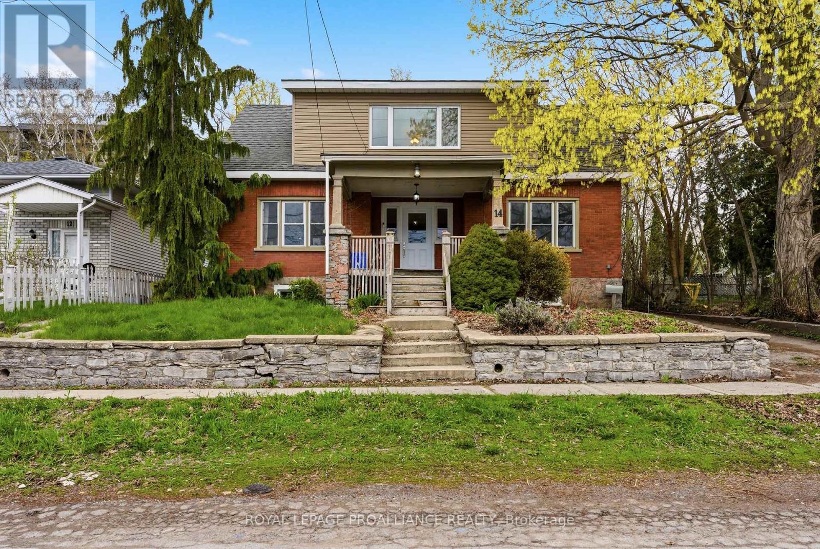 14 ISABEL STREET, Belleville, Ontario