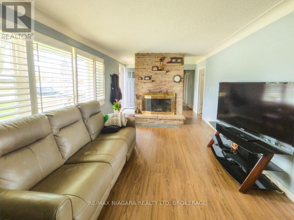 6774 Glendoone Street, Niagara Falls, Ontario  L2J 1G2 - Photo 3 - X13087900