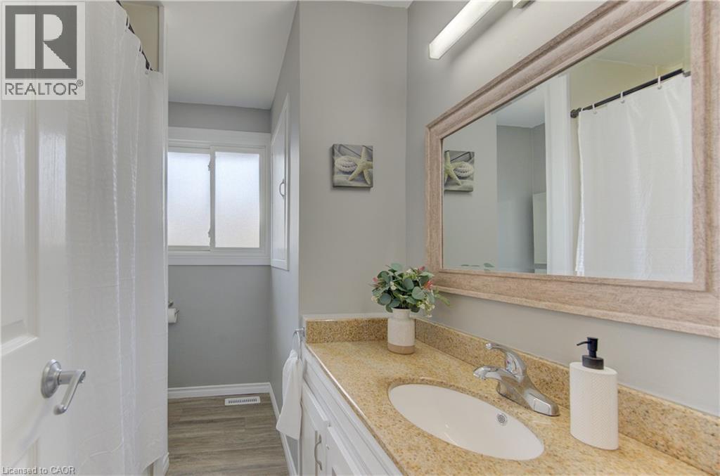 100 Johanna Drive, Cambridge, Ontario  N1S 4A7 - Photo 21 - 40823530