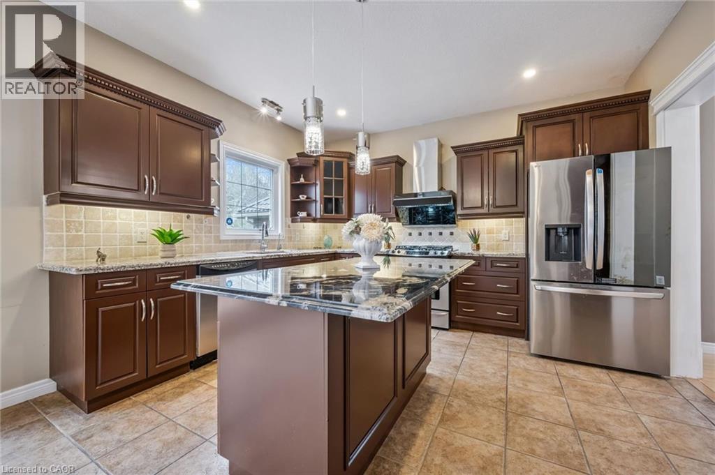 872 Creekside Drive, Waterloo, Ontario  N2V 2S7 - Photo 16 - 40826512