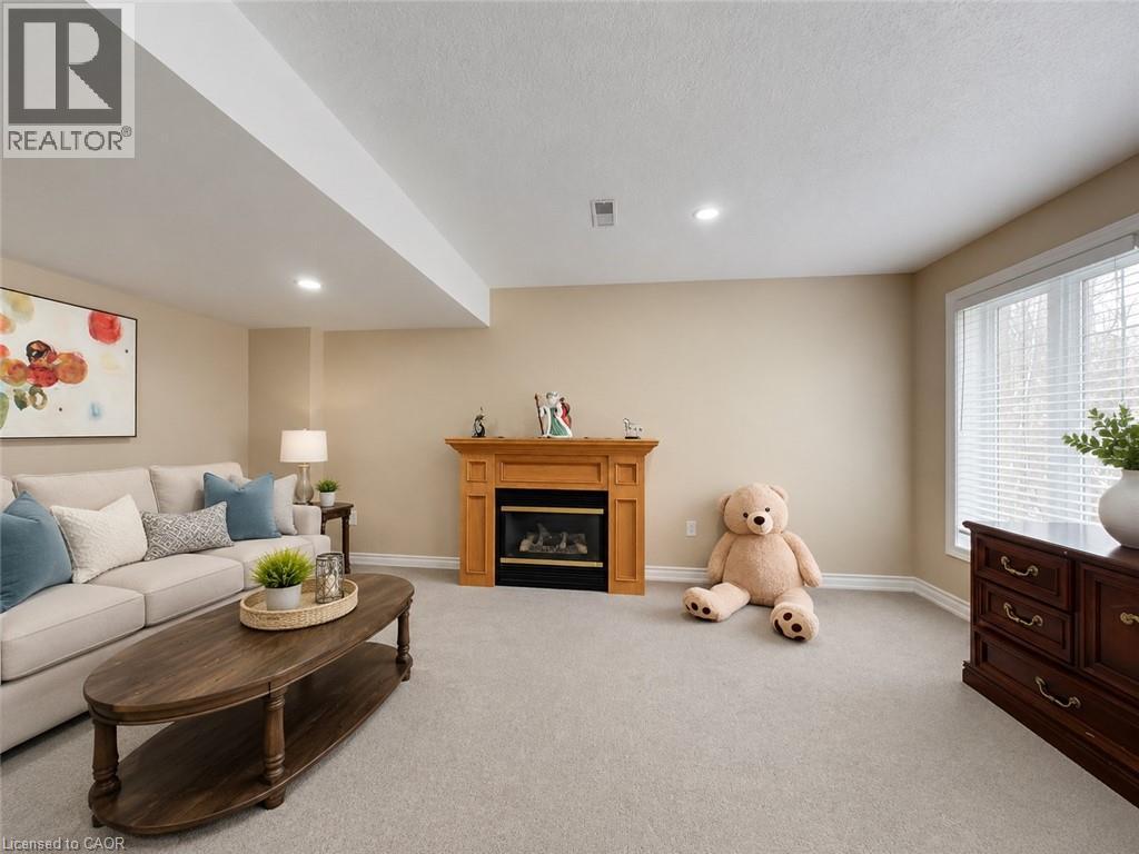 872 Creekside Drive, Waterloo, Ontario  N2V 2S7 - Photo 35 - 40826512