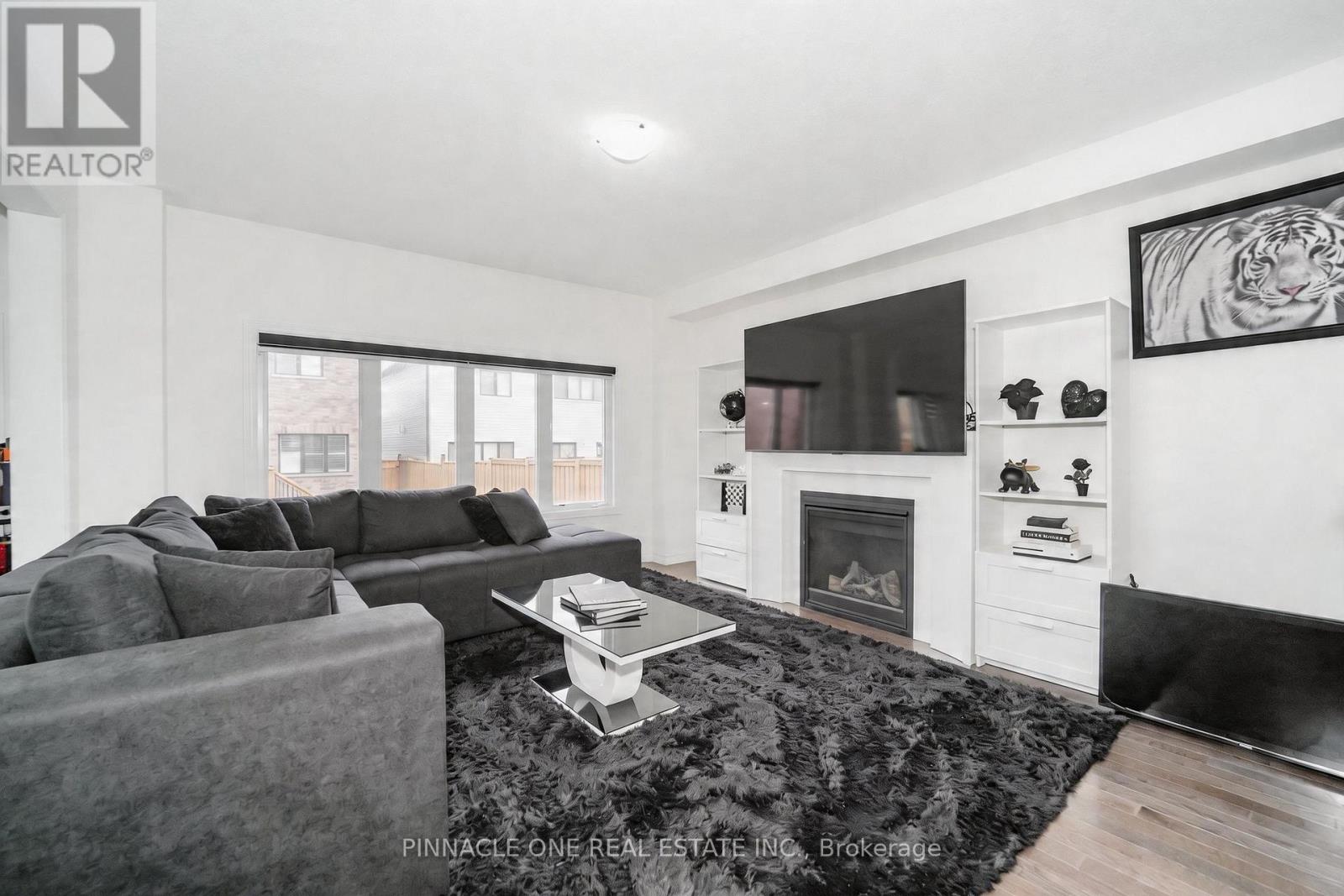 305 Danny Wheeler Boulevard, Georgina, Ontario  L4P 0K1 - Photo 13 - N13088394