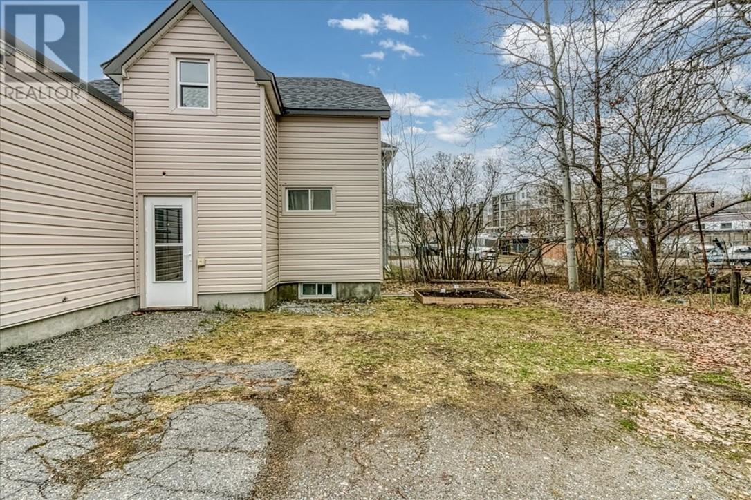 1471-1477 Paris Street, Sudbury, Ontario  P3E 3B7 - Photo 5 - 2127490