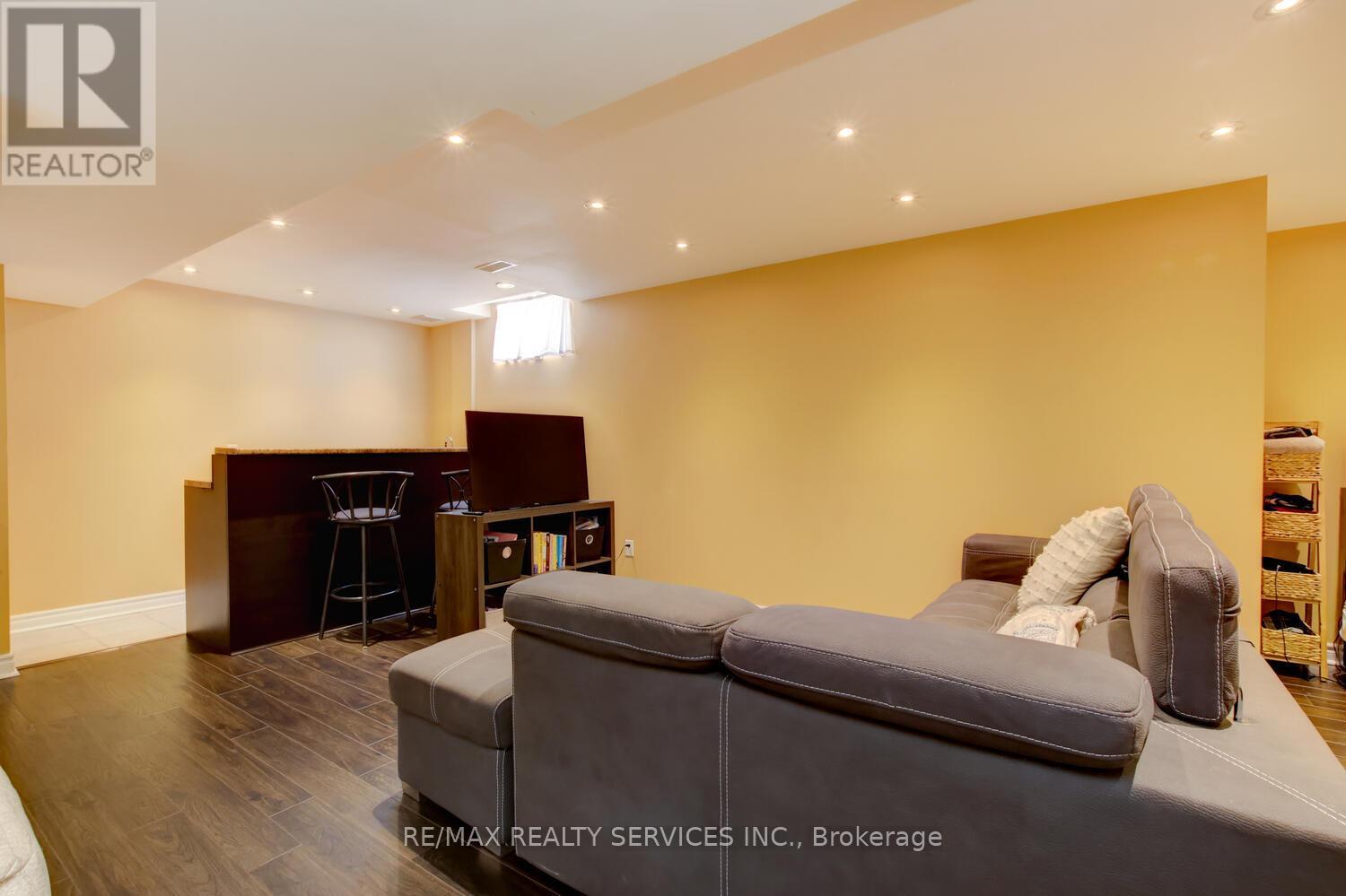 47 Cape Dorset Crescent, Brampton, Ontario  L6R 3K9 - Photo 35 - W13088354