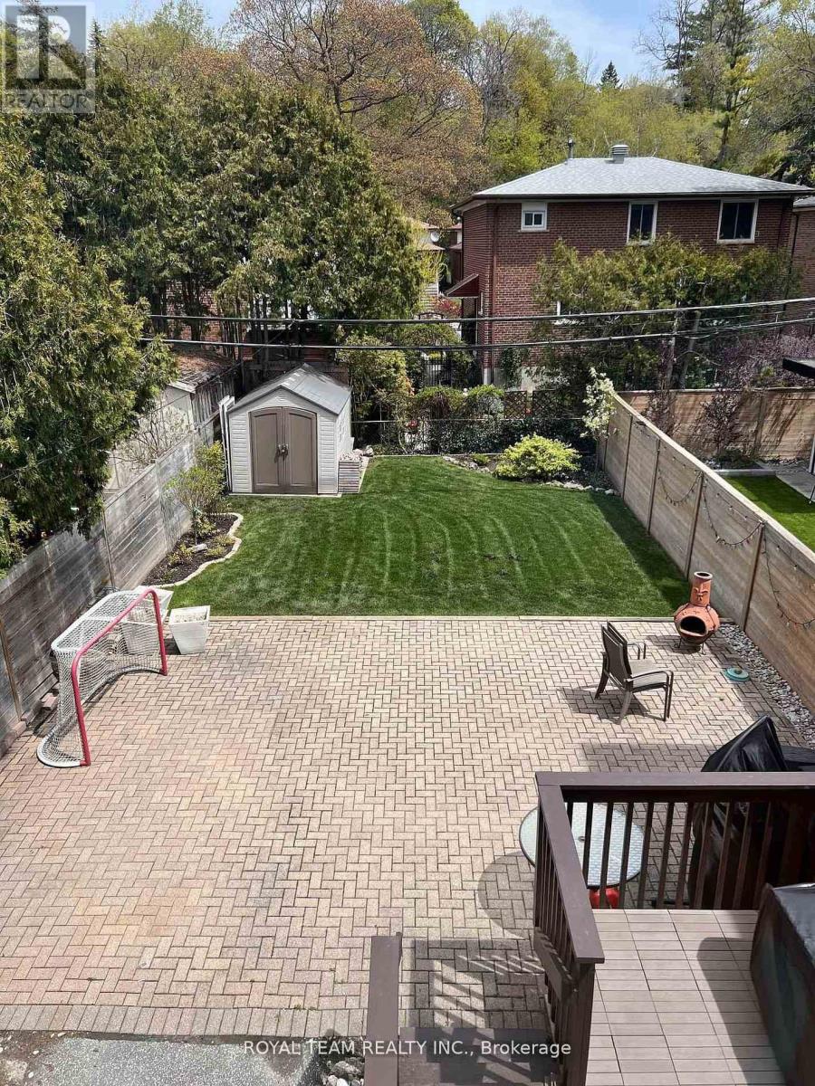 91 South Kingsway Way, Toronto, Ontario  M6S 3T4 - Photo 40 - W13088398