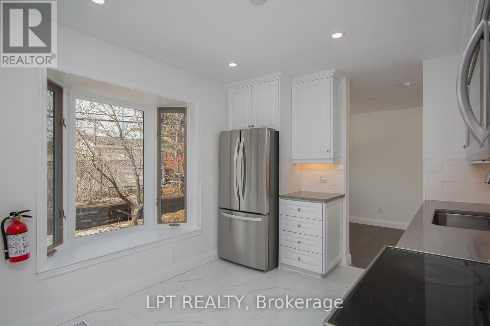 2317 Elmira Drive, Ottawa, Ontario  K2C 1H3 - Photo 16 - X13000046