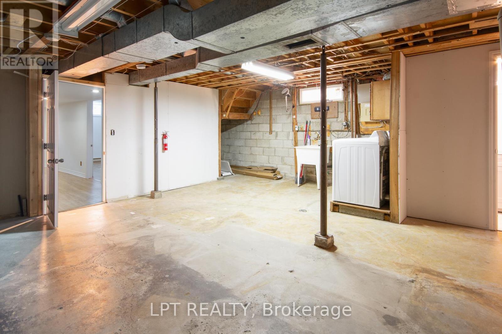 2317 Elmira Drive, Ottawa, Ontario  K2C 1H3 - Photo 39 - X13000046