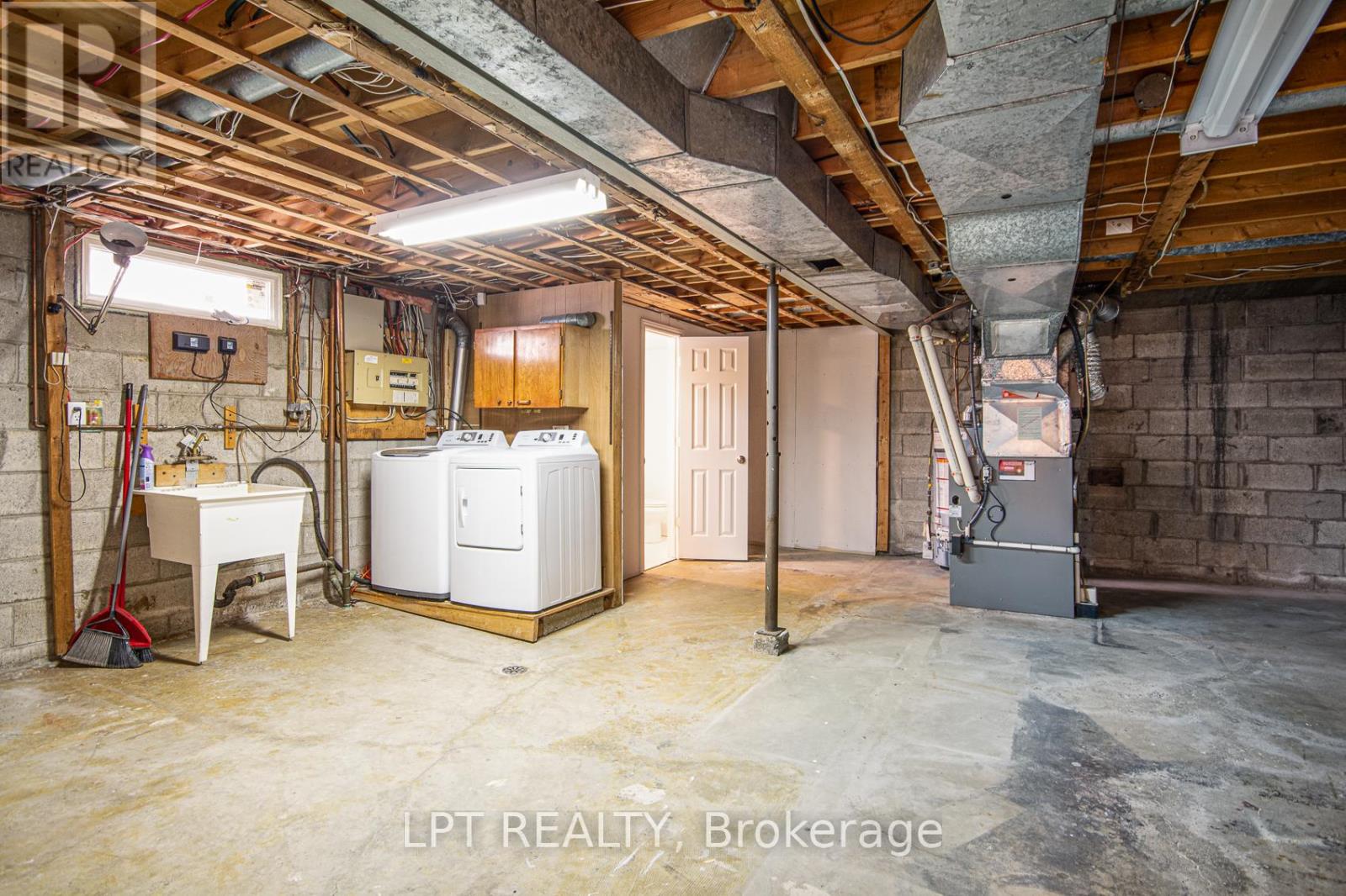 2317 Elmira Drive, Ottawa, Ontario  K2C 1H3 - Photo 38 - X13000046