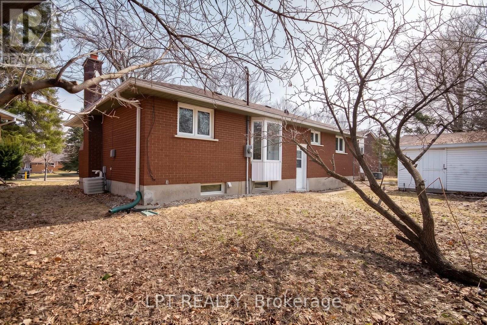 2317 Elmira Drive, Ottawa, Ontario  K2C 1H3 - Photo 41 - X13000046
