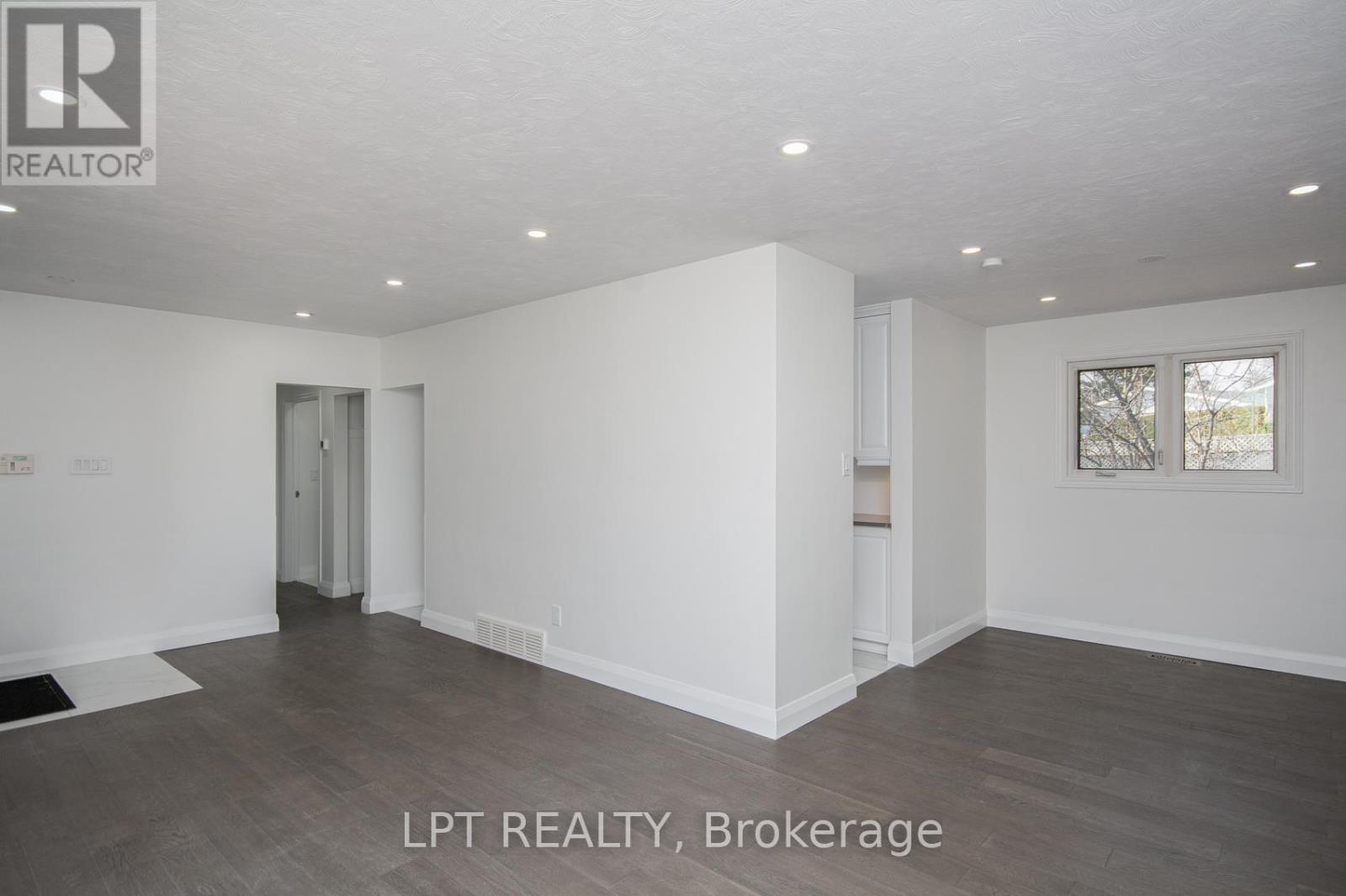 2317 Elmira Drive, Ottawa, Ontario  K2C 1H3 - Photo 9 - X13000046