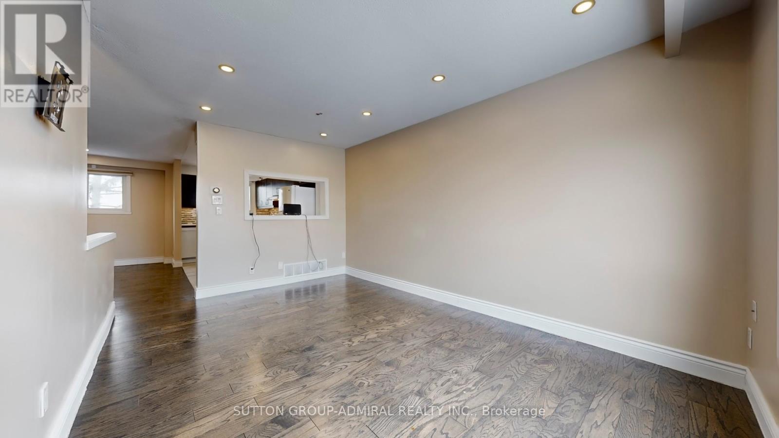 8 - 64 Bronte Street S, Milton, Ontario  L9T 1Y8 - Photo 6 - W12814572