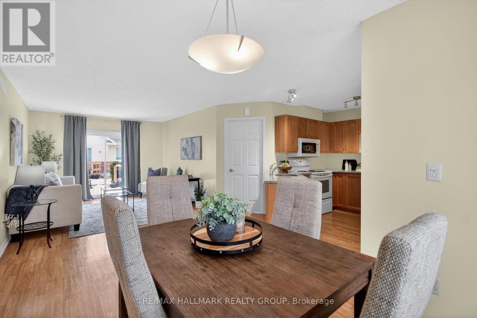 3 Daphne Crescent, Ottawa, Ontario  K2S 1Y1 - Photo 14 - X12942148