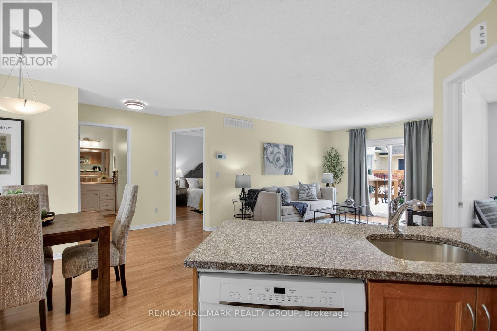 3 Daphne Crescent, Ottawa, Ontario  K2S 1Y1 - Photo 13 - X12942148
