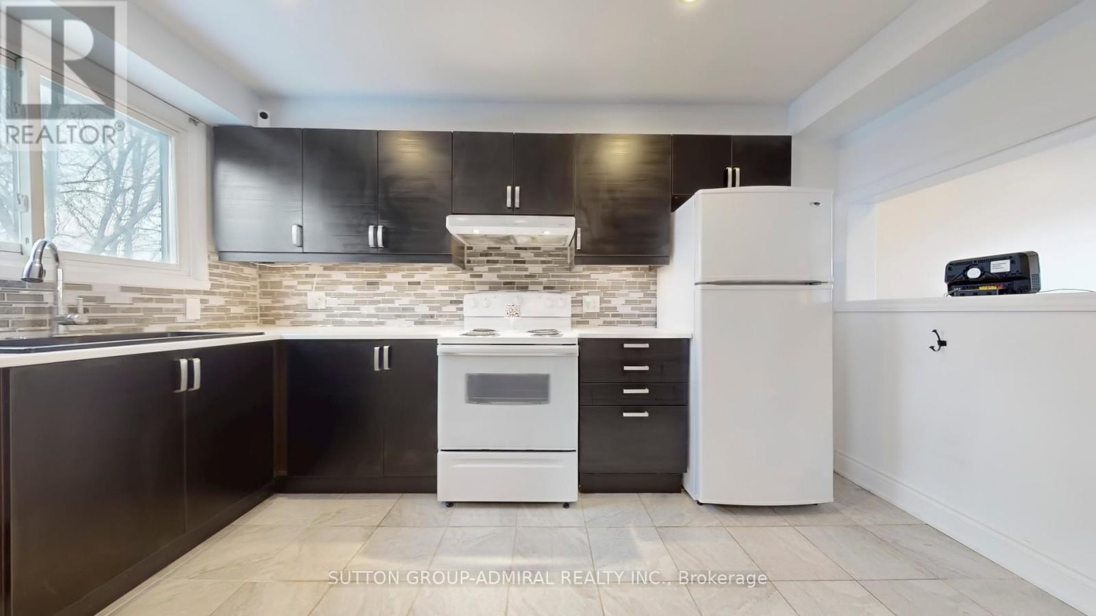 8 - 64 Bronte Street S, Milton, Ontario  L9T 1Y8 - Photo 10 - W12814572
