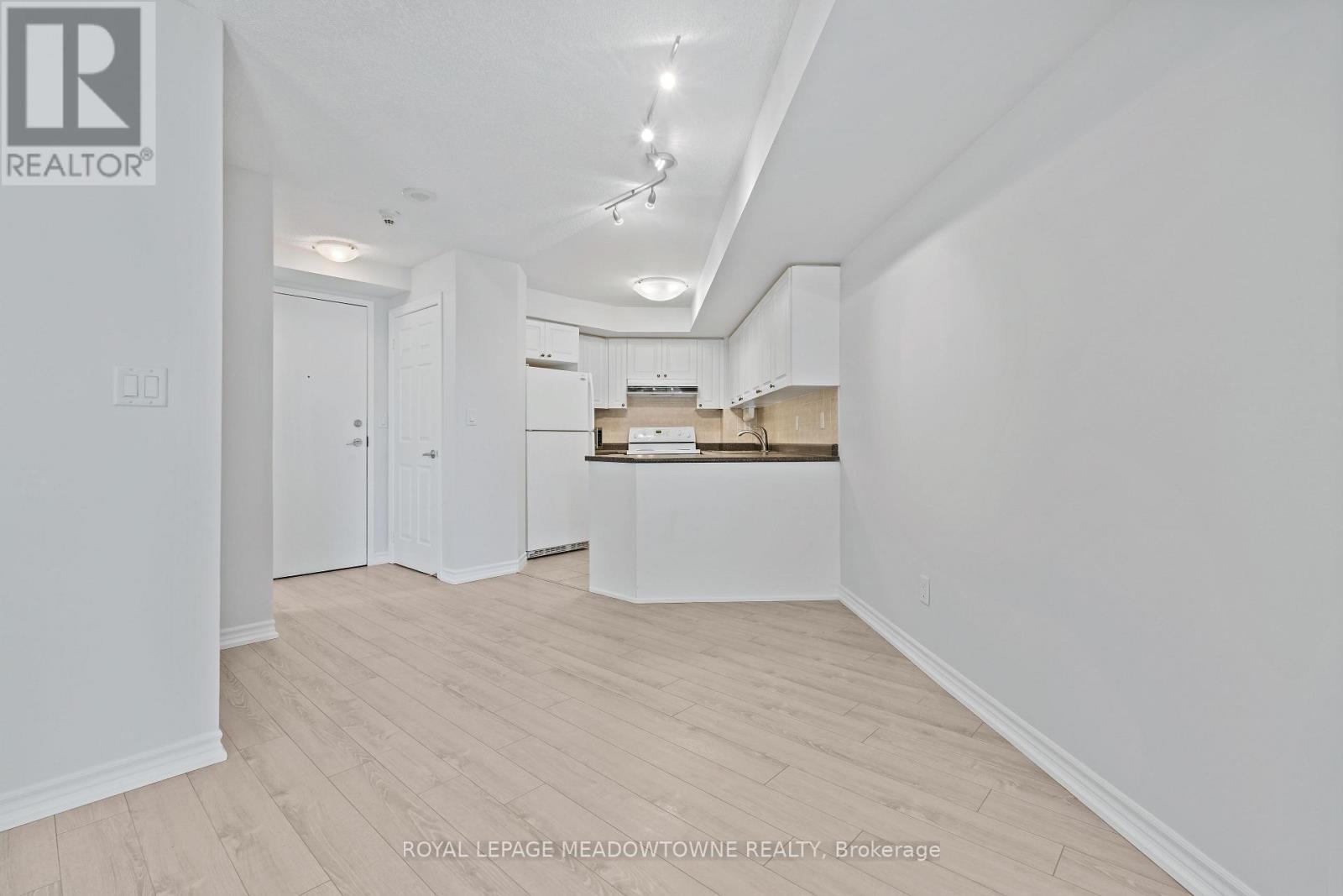 1030 - 3888 Duke Of York Boulevard, Mississauga, Ontario  L5B 4P5 - Photo 11 - W13071370