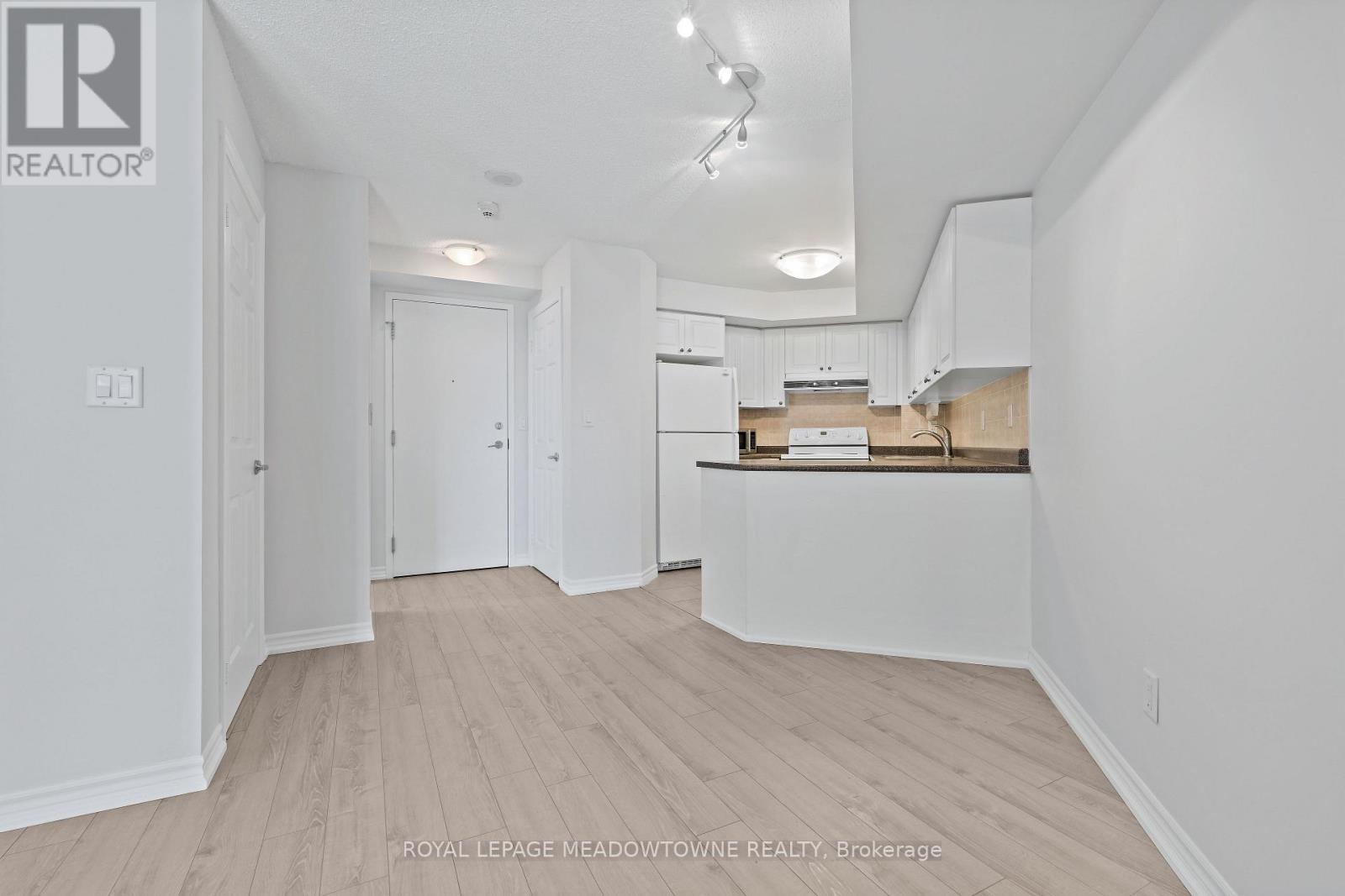 1030 - 3888 Duke Of York Boulevard, Mississauga, Ontario  L5B 4P5 - Photo 12 - W13071370