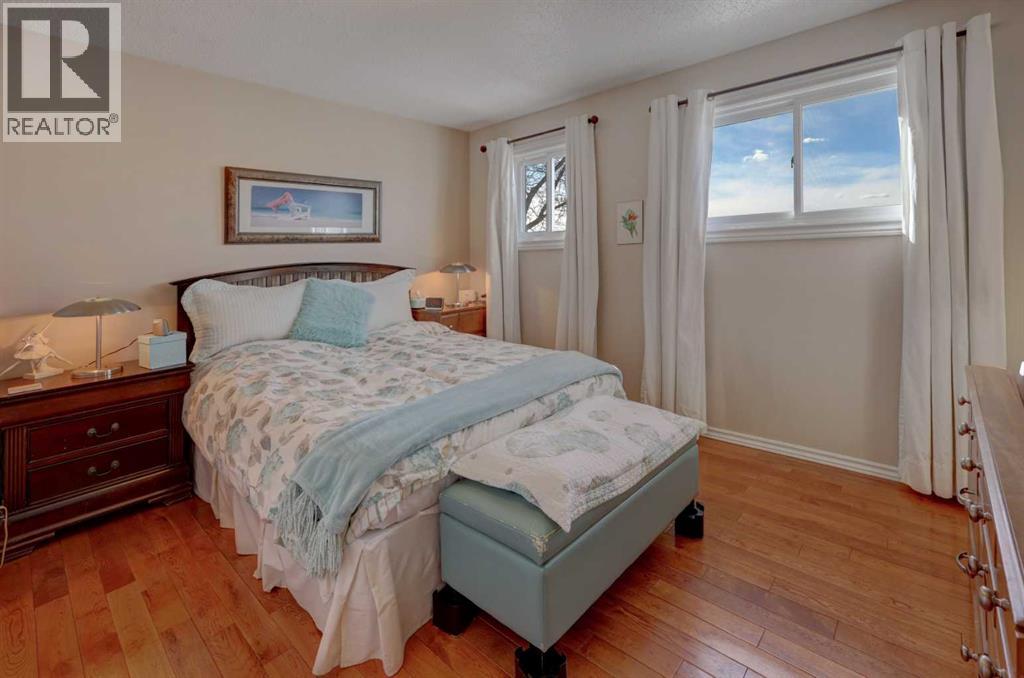 540 Lysander Drive SE, Calgary, Alberta  T2C 1L7 - Photo 9 - A2290605