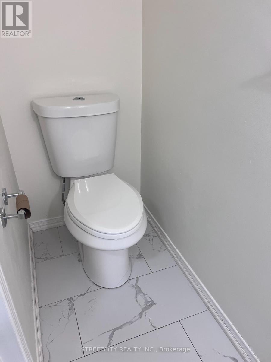 329 - 4975 Southampton Drive, Mississauga, Ontario  L5M 8C5 - Photo 11 - W13088600