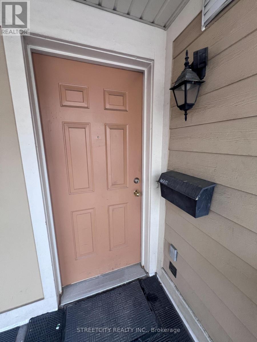 329 - 4975 Southampton Drive, Mississauga, Ontario  L5M 8C5 - Photo 2 - W13088600