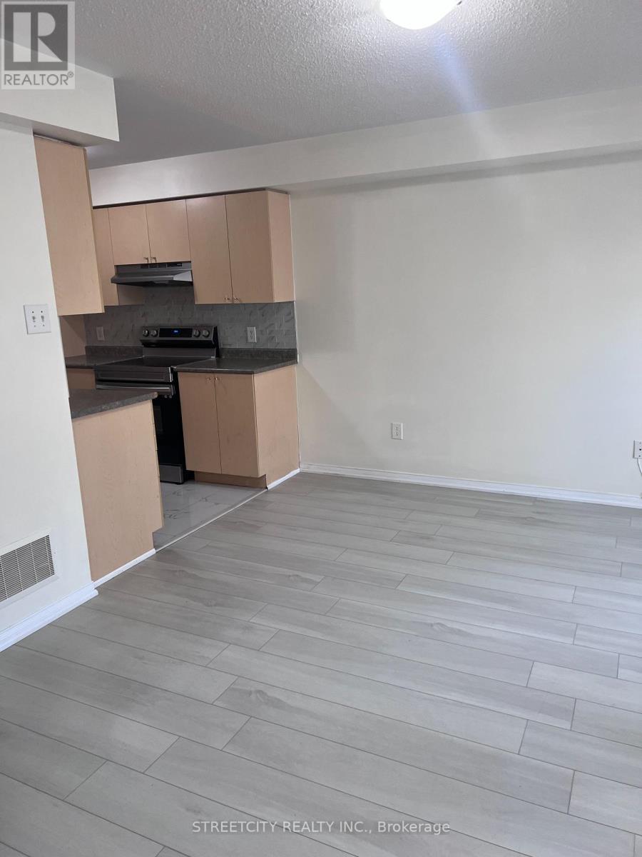329 - 4975 Southampton Drive, Mississauga, Ontario  L5M 8C5 - Photo 6 - W13088600