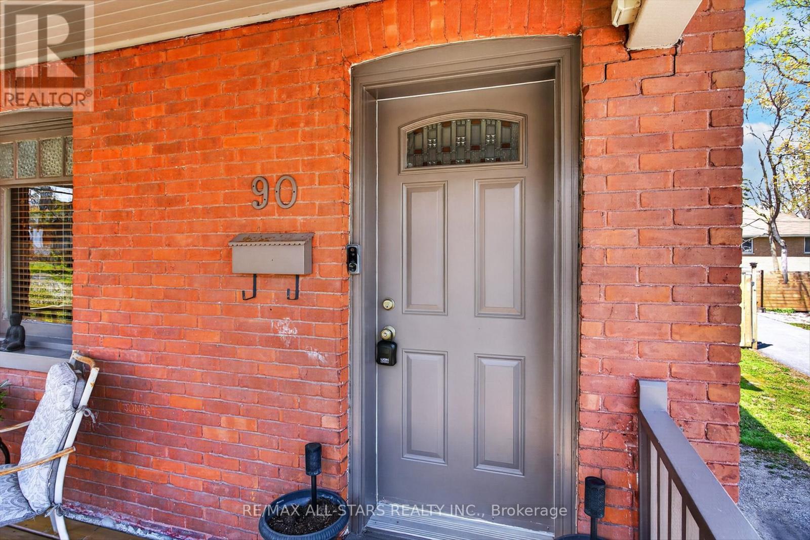 90 Glenelg Street W, Kawartha Lakes, Ontario  K9V 2V9 - Photo 4 - X13088456