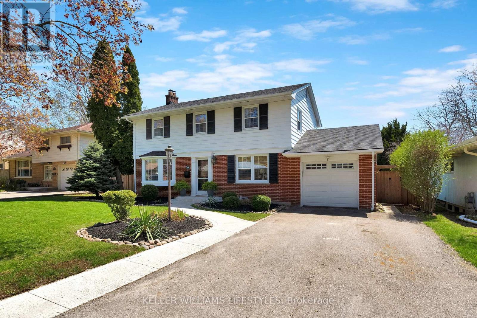 26 Plymouth Avenue, London North (North O), Ontario  N6H 3S9 - Photo 3 - X13088410