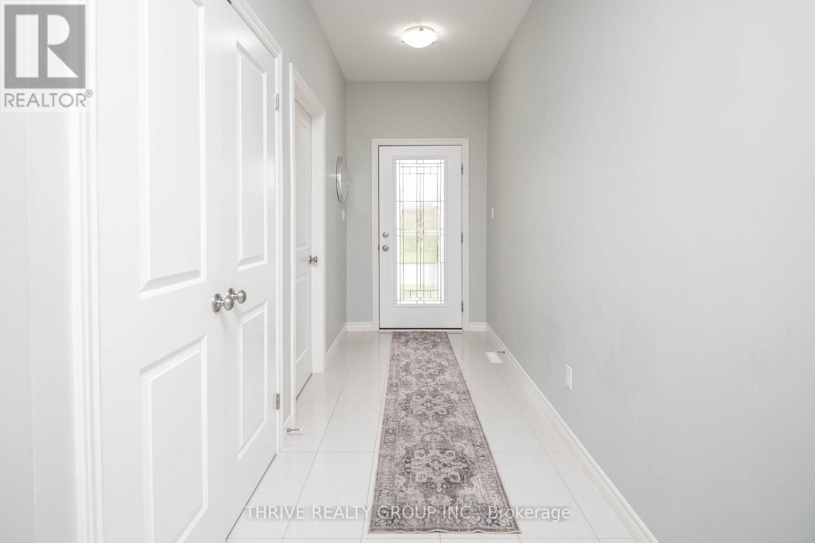 123 - 2250 Buroak Drive, London North (North S), Ontario  N6G 0N7 - Photo 2 - X13088496
