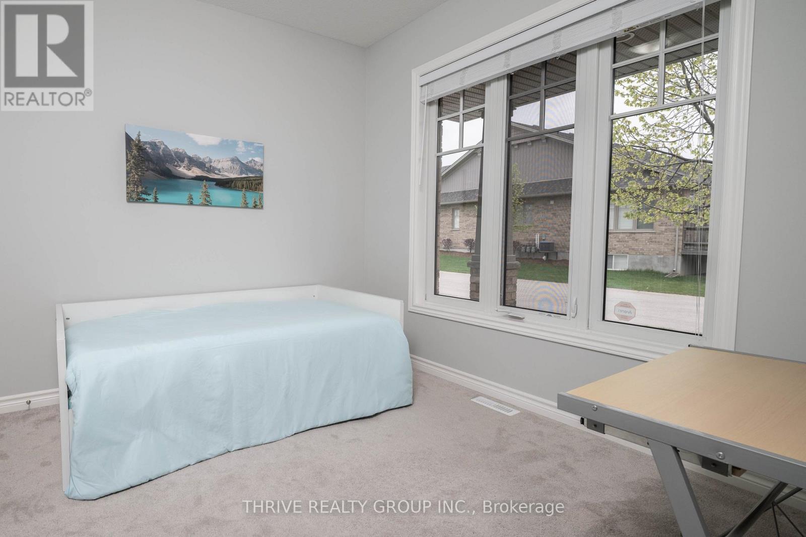 123 - 2250 Buroak Drive, London North (North S), Ontario  N6G 0N7 - Photo 3 - X13088496