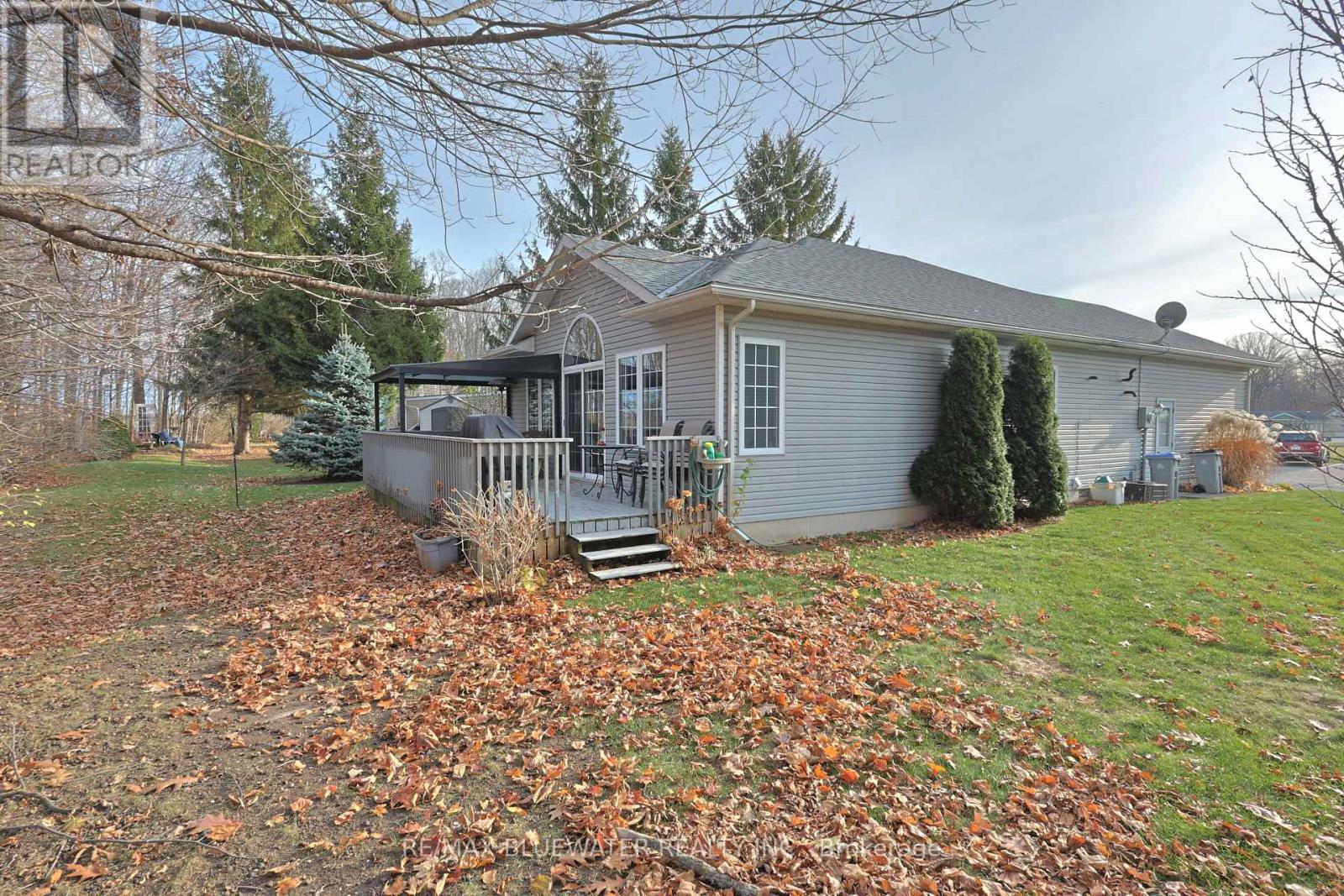 363 Shannon Boulevard, South Huron (Stephen), Ontario  N0M 1T0 - Photo 30 - X13088520
