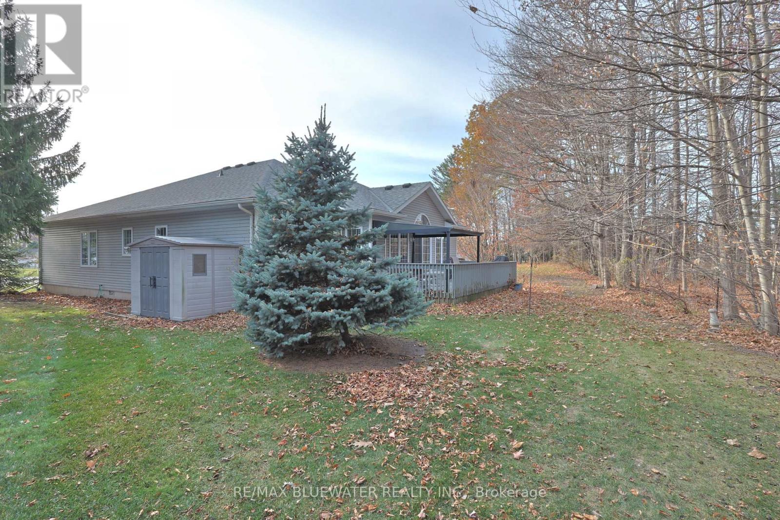 363 Shannon Boulevard, South Huron (Stephen), Ontario  N0M 1T0 - Photo 36 - X13088520