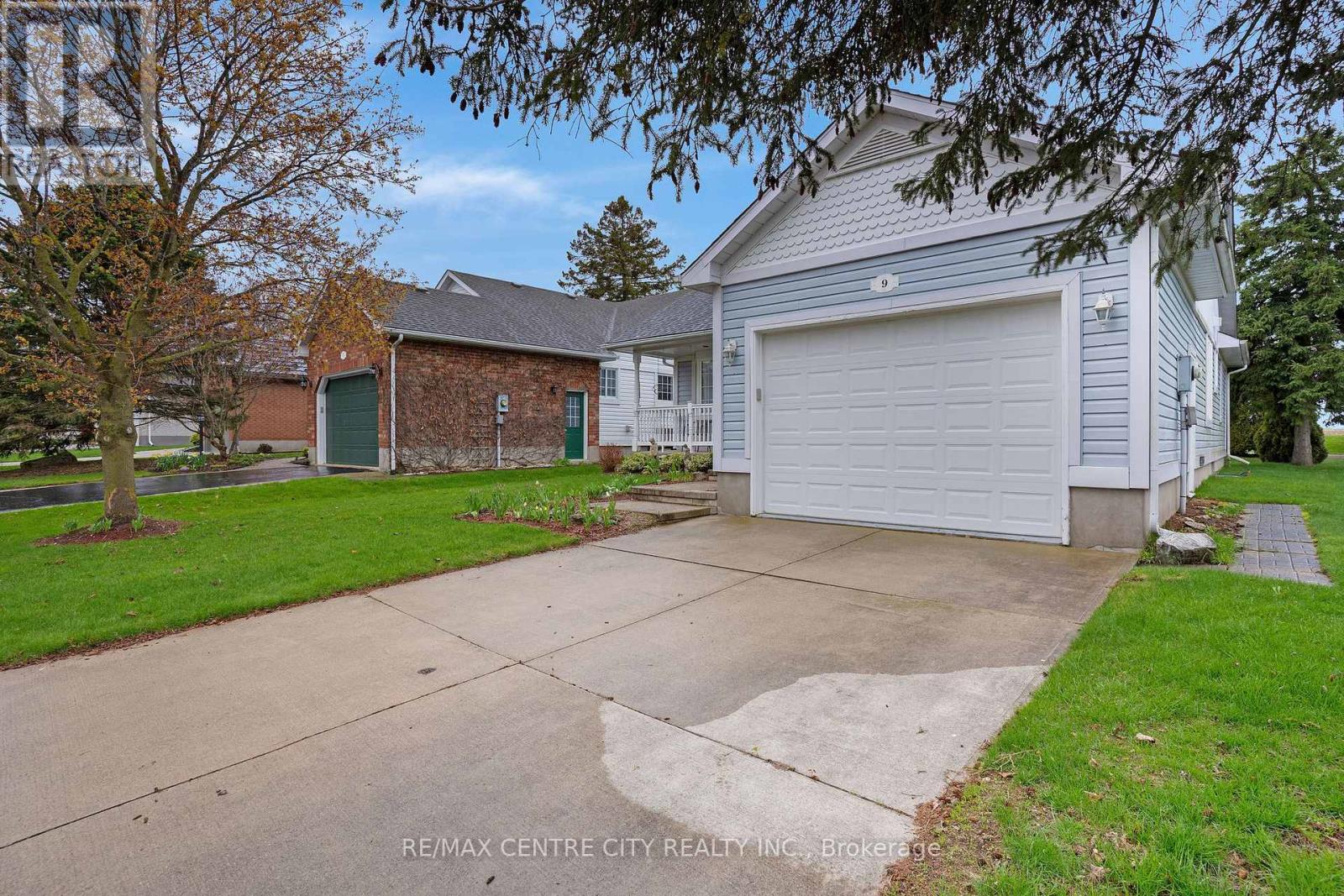 89 - 9 Lakefield Court, Wilmot, Ontario  N3A 3P4 - Photo 44 - X13088610