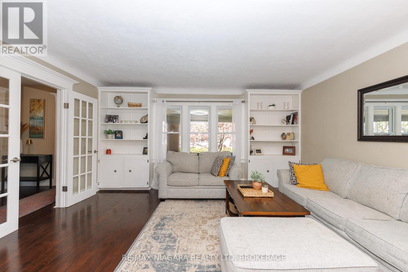 18 Maplecrest Avenue, St. Catharines, Ontario  L2T 1A8 - Photo 6 - X13083956