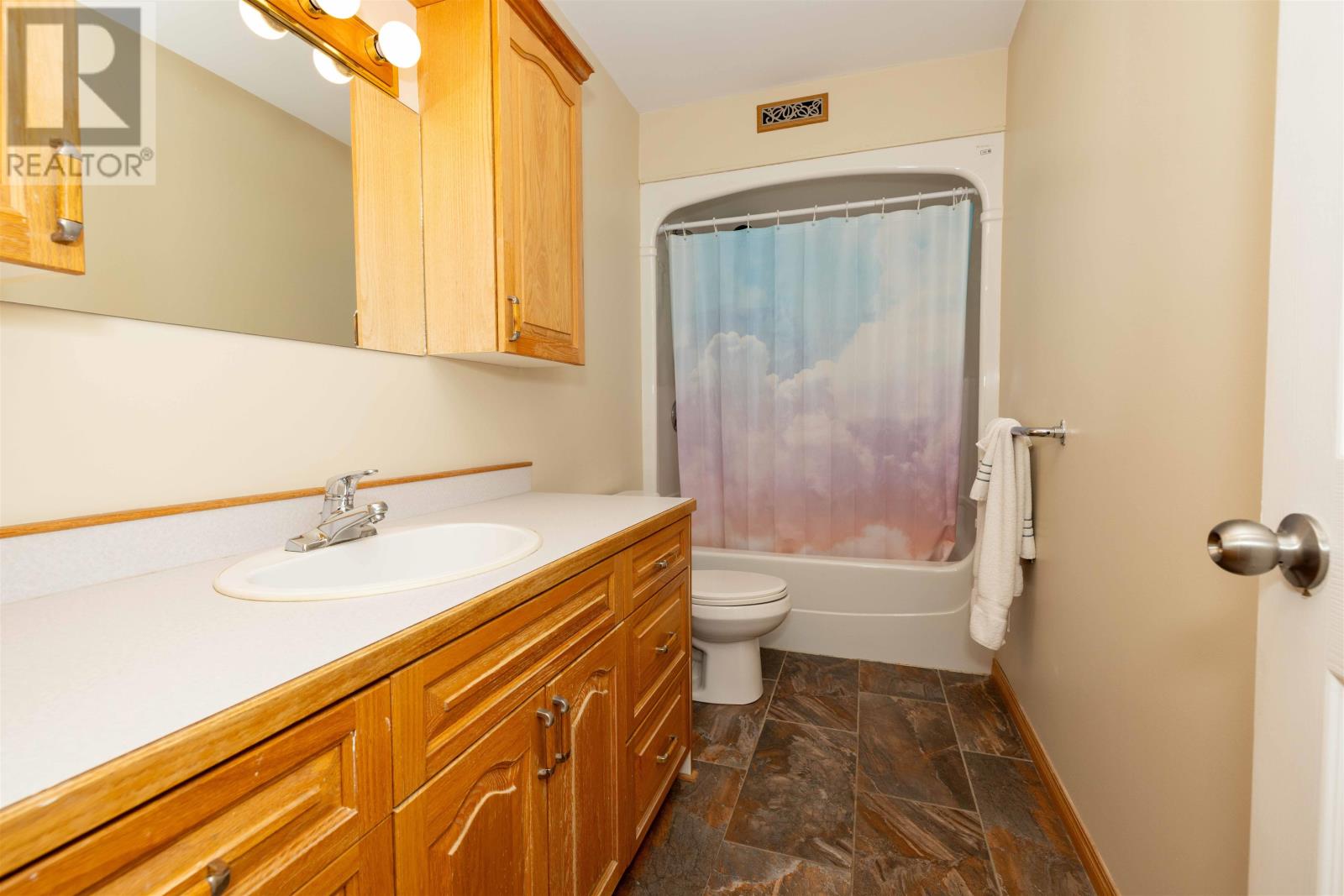398 Minstrel Bay, Thunder Bay, Ontario  P7G 1S5 - Photo 11 - TB2600910