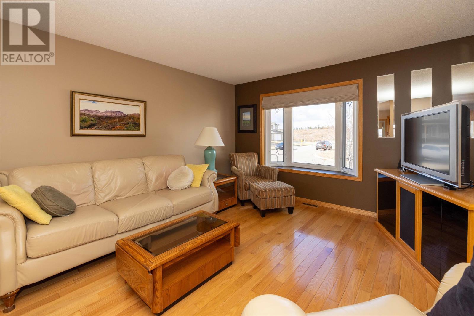 398 Minstrel Bay, Thunder Bay, Ontario  P7G 1S5 - Photo 3 - TB2600910