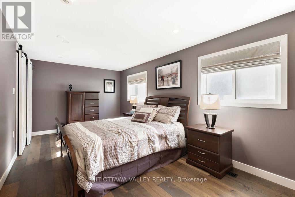 39090 Combermere Road, Madawaska Valley, Ontario  K0J 1L0 - Photo 13 - X13088570