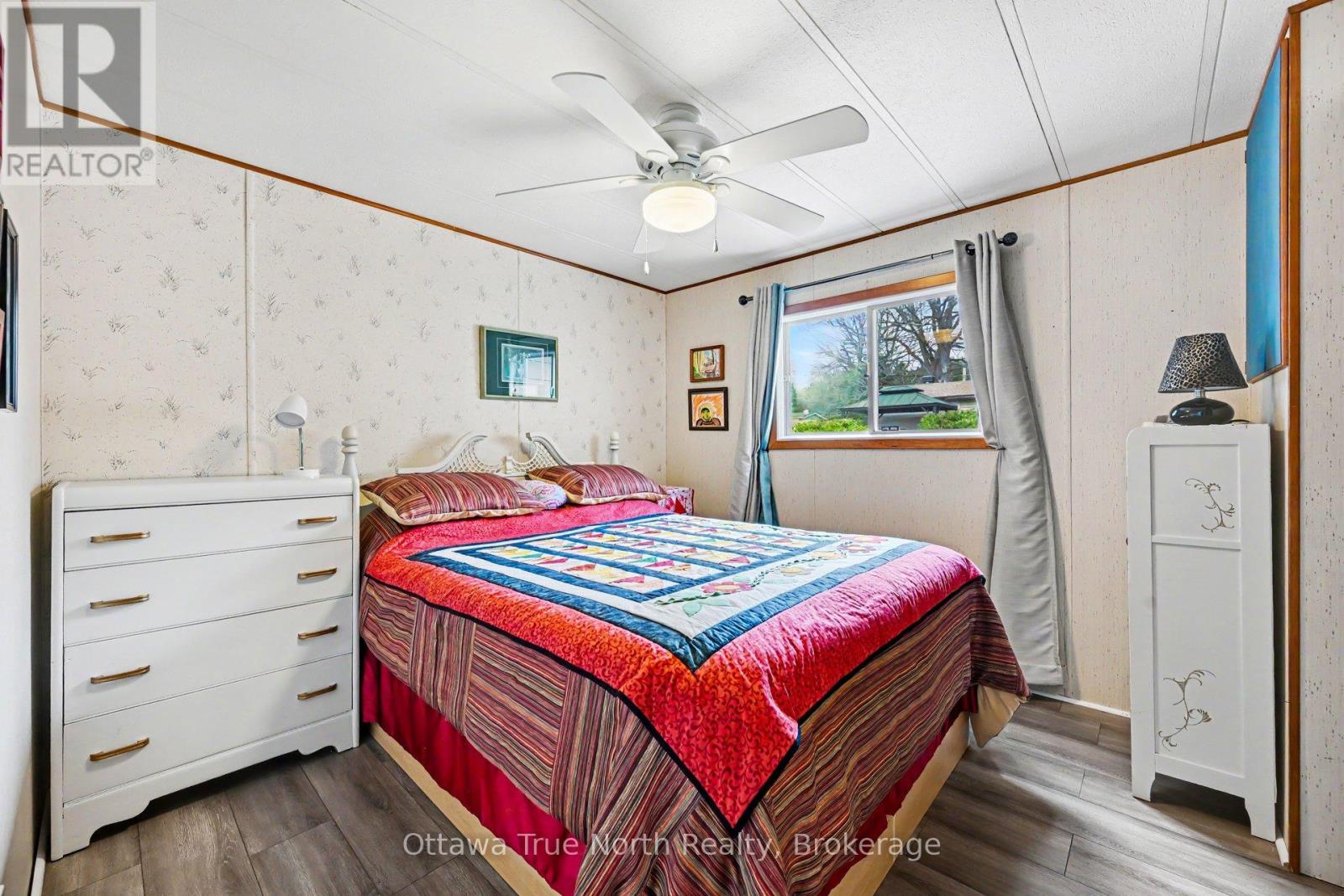 15 Hardwood Lane, Mcnab/braeside, Ontario  K0A 3L0 - Photo 13 - X13088538