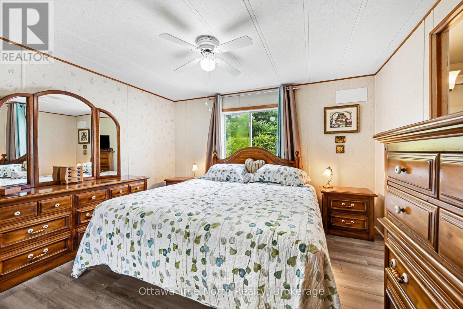 15 Hardwood Lane, Mcnab/braeside, Ontario  K0A 3L0 - Photo 19 - X13088538