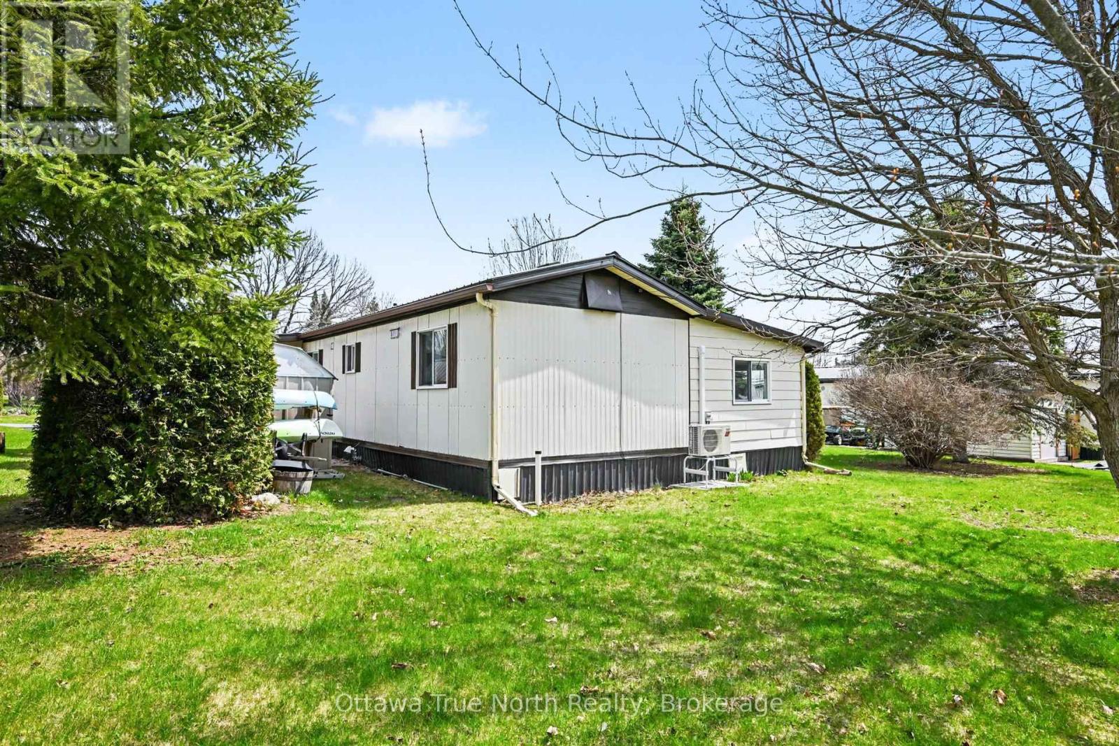 15 Hardwood Lane, Mcnab/braeside, Ontario  K0A 3L0 - Photo 22 - X13088538