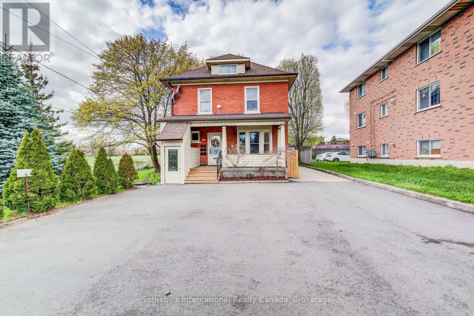 306 GUELPH STREET, Kitchener, Ontario