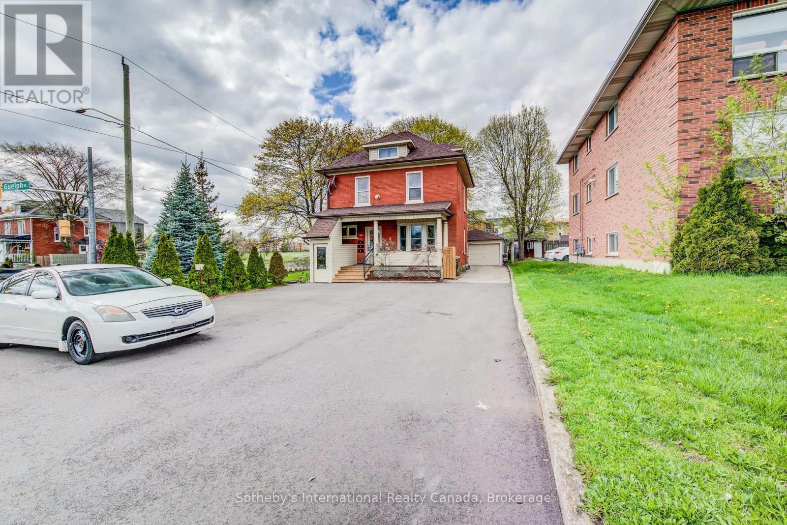 306 Guelph Street, Kitchener, Ontario  N2H 5X3 - Photo 4 - X13088416