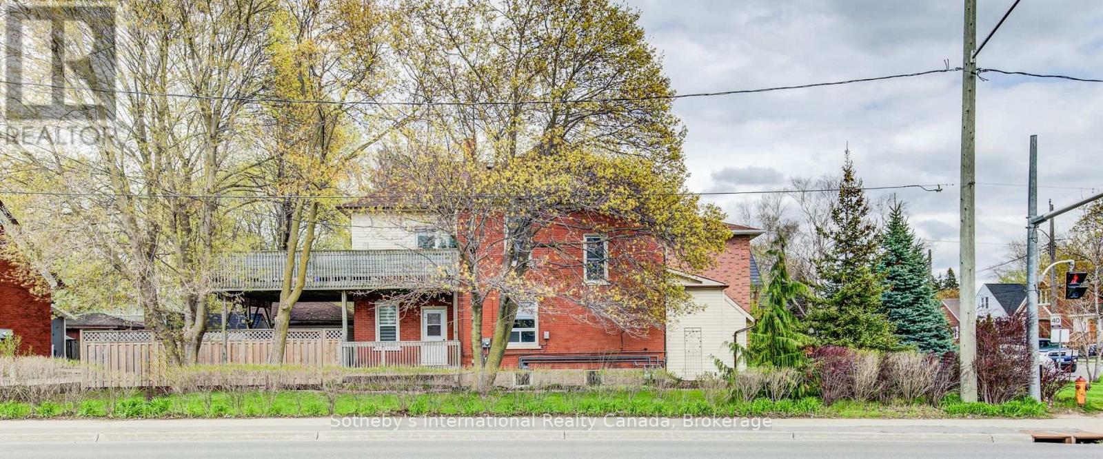306 Guelph Street, Kitchener, Ontario  N2H 5X3 - Photo 5 - X13088416