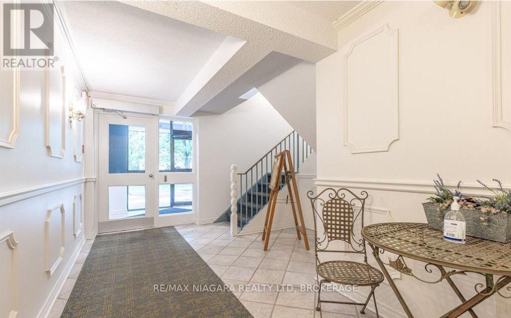 403 - 61 Paffard Street, Niagara-On-The-Lake, Ontario  L0S 1J0 - Photo 4 - X13088422