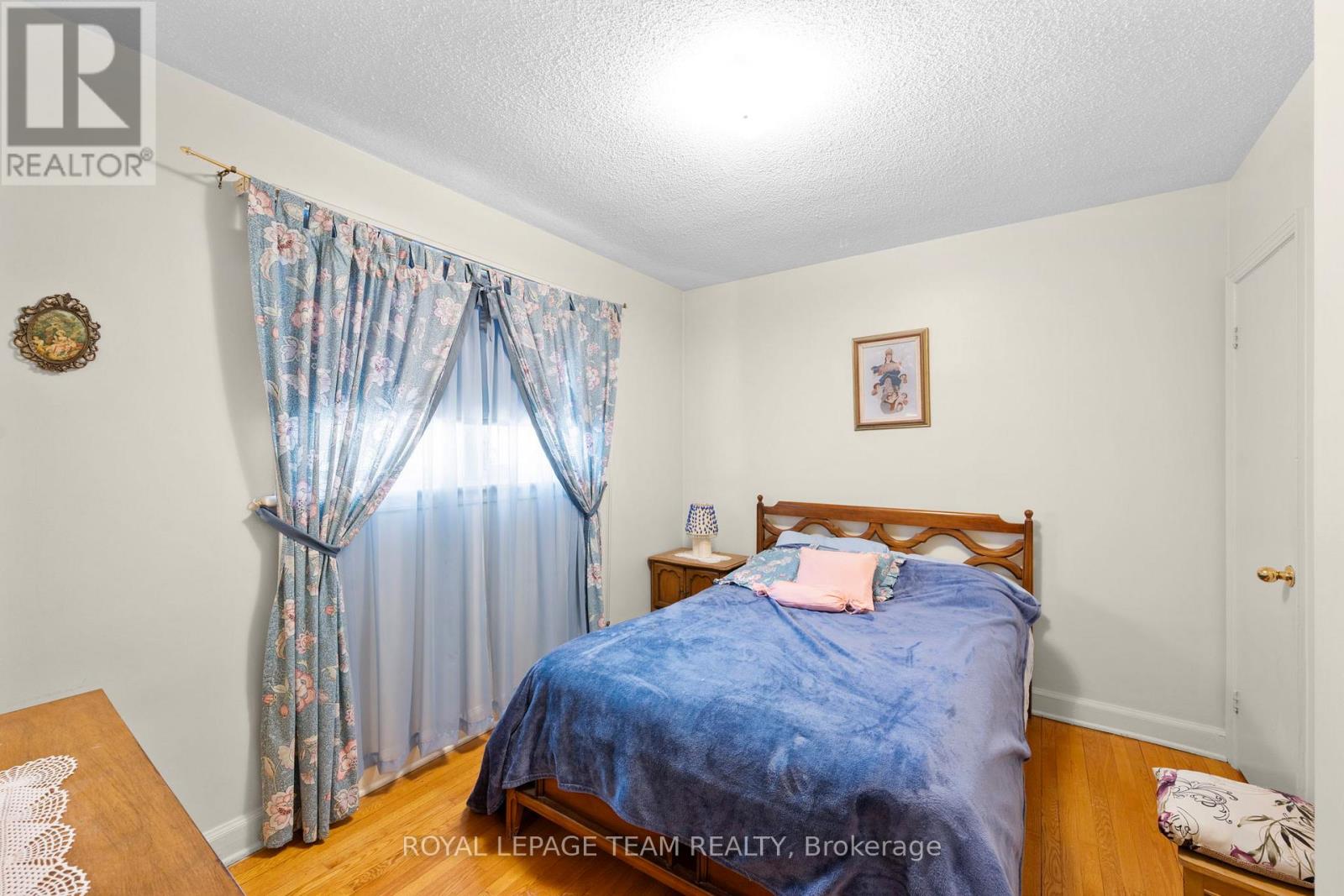 41 Capilano Drive, Ottawa, Ontario  K2E 6G3 - Photo 15 - X12914698
