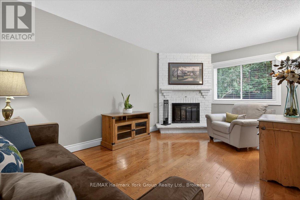 50 Mcleod Drive, Aurora (Aurora Heights), Ontario  L4G 5E8 - Photo 16 - N13088488
