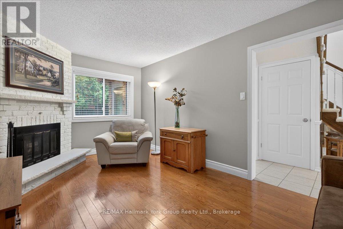 50 Mcleod Drive, Aurora (Aurora Heights), Ontario  L4G 5E8 - Photo 17 - N13088488